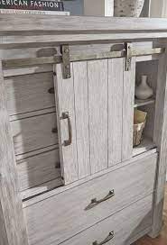 Maybe you would like to learn more about one of these? Brashland White 8 Pc Dresser Mirror Chest King Panel Bed 2 Nightstands On Sale At American Furniture Of Slidell Serving Slidell La