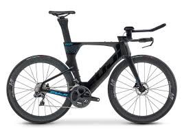 Rad mit neuwertigen corima carbon hochprofilfelgen. Fuji Triathlon Rennrad Fuji Norcom Bei Finest Bikes In Starnberg Bei Munchen Oder Online Kaufen Fahrrader Fahrrad Teile Fahrrad Zubehor Fahrradladen Und Onlineshop