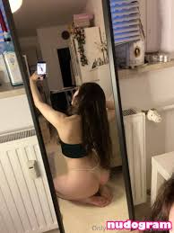 zoe.moore  zoeymoore  zoeyymooree Nude Leaks OnlyFans Photo 37 -  Nudogram v2.1