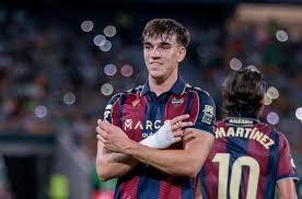 Real Madrid Sign Levante Striker Espi for €25 Million