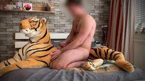 Porn with tiger