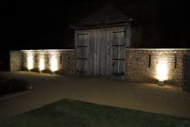 Consider your lighting options carefully as well as, with the right ambience, you can achieve a wonderfully intimate setting once the sun has set. Outdoor Lighting Hire Oakwood Events
