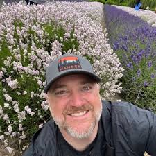 Lisa Anderson (@landerson320)