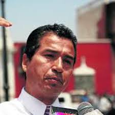 Bases distritales proponen a Calderón en lista del PAP