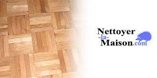 Nettoyer un parquet flottant à la vapeur évite d'utiliser des détergents, il fait briller votre parquet et il le débarrasse des acariens, des bactéries et des germes. Comment Nettoyer Un Parquet Flottant Stratifie Vitrifie