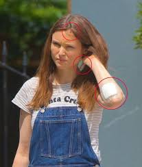 Rod, jane and freddy were a singing trio who appeared in children's programming on the british tv channel itv in the 1970s, 1980s and early 1990's. Sophie Ellis Bextor Seen With Injuries For The First Time Since Sharing Gory Cuts From Bicycle Accident Ok Magazine