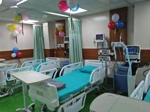 Teaching hospital ward