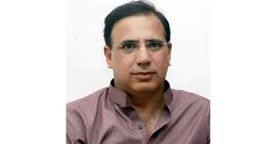 Buhat Hasrat Se Un Ko Sochte Thay, Urdu Ghazal by Arshad Malik at UrduPoint