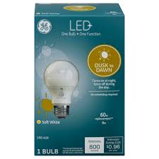 Save On Ge Led Dusk To Dawn Light Bulbs Soft White 60w Replacement Order Online Delivery Giant