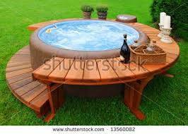 Luxury Bubble Bath In A Green Garden Hot Tub Outdoor Hot Tub House Hot Tub Garden