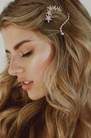 Hair Clip Styles For Fancy Girls Fashionactivation Haircuts For Wavy Hair Hair Setting Hair Accessories