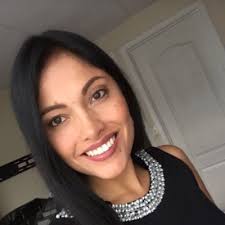 Daniela Moya (@belleneda)