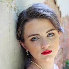 Angela Trapp's Instagram, Twitter & Facebook