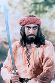 In the show sandokan is an usurped prince who travels the seas as a pirate seeking to reclaim his rightful throne from the rajah of sarawak. Filmul Sandokan Deholroom S Diary