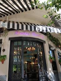Μία κομψή brasserie στο παγκράτι. Cafe Cocktail Bar Sthn A8hna Pagkrati Monsieur Cannibale