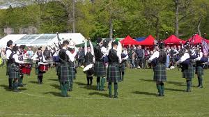 Welcome to the royal scottish pipe band association, the heart and home of pipe bands world wide. Pin On Bagpipes