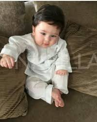 Taimur Ali Khan I Have Never Seen Such A Beautiful And Cute Kid Ever Royalty In True Sense Took Taimur Ali Khan Taimur Ali Khan Pataudi Kareena Kapoor Khan