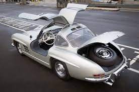 これはかっこいい 車の事詳しくないですけど クラシックカー エキゾチックカー メルセデス