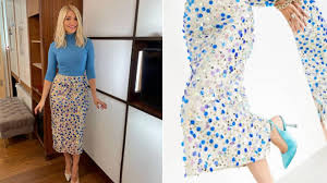Today's show saw holly and phillip schofield interview a woman who claimed that cannabis oil had cured her terminal cancer. Holly Willoughby S This Morning Outfit Today How To Get Her Sparkly Midi Skirt From Asos Heart