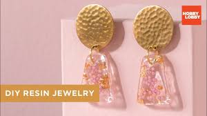 Learn new skills and hobbies with creative professionals from around the globe. Diy Resin Jewelry How To Make Hobby Lobby Youtube