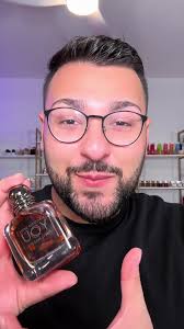 Paul Reacts Armani Si