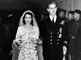 The queen's uncle, the former edward viii, was known to be sympathetic to the nazis, and so was dispatched to the bahamas for the duration of the war. Queen Elizabeth Prinz Philip Ihre Liebesgeschichte Liebenswert Magazin