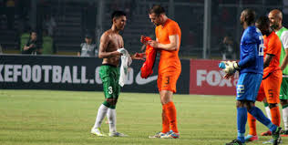 Nombre en país de origen: Igbonefo Dapat Kostum Robben Zulkifli Pilih Ron Vlaar Bola Net