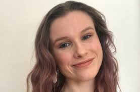 Clara Mcnamee's Instagram, Twitter & Facebook