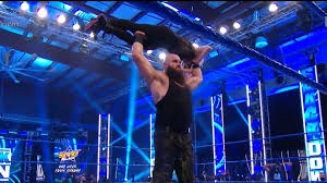 Wwe released bray wyatt from his contract and the pro wrestling world is shocked. Wwe Smackdown Braun Strowman Lanza A Alexa Bliss Contra La Lona A Vista De The Fiend Bray Wyatt World Today News
