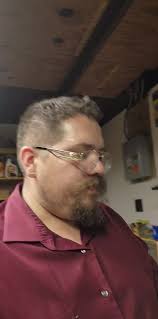 Mike Lanham (@mikey.ray)