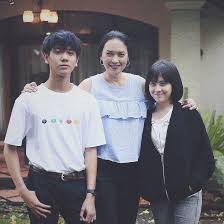 Yuk, kita kepo potretnya berikut ini. Zara Jkt48 Terpilih Perankan Adik Dilan Melody Kaget Showbiz Liputan6 Com