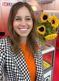 💥 Krank und meine Eltern springen ein 🙏🏼 Wie ihr vielleicht wisst,  wollte ich von Montag bis Donnerstag auf unserem EMO Hannover Messestand  sein. 😱 Samstag ging aber gar nichts mehr bei