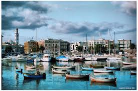 We raden u aan naar de oude stad bari te kijken, die altijd werd beschouwd als. Bari Italie Uzijte Si Prodlouzeny Vikend U More