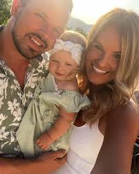 How gorgeous is this personalised wooden name puzzle from @busypuzzle? 🧩  It's such a fun and engaging way for little ones to start recognising their  name, learning the letters, and putting them