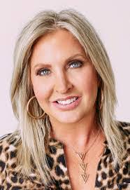 Patti Blackman's Instagram, Twitter & Facebook