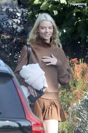 Anya Taylor-Joy Nude Photos & Videos 2023 | #TheFappening