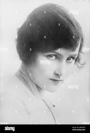 Fay compton hi-res stock photography and images