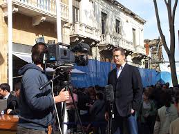 'percuma' in malay means free, while in indonesia it means useless. Foreign Correspondent Definition And Synonyms Of Foreign Correspondent In The English Dictionary