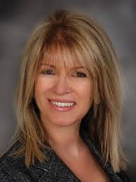 2 Fox Ridge, Roslyn, NY 11576