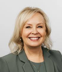 Karen Youngs's Instagram, Twitter & Facebook