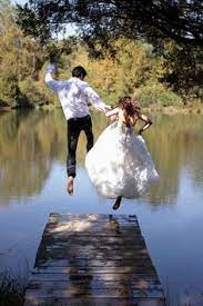 Maybe you would like to learn more about one of these? 23 Trash The Dress Ideen Hochzeitsfotos Fotos Fotoideen