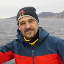 F. HERNÁNDEZ-MOLINA