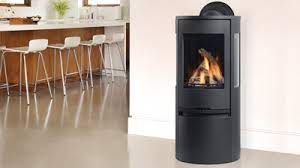 They are the perfect blend of traditional old world charm and high tech heating performance. Freestanding Gas Stoves Gas Heating Stoves By Regency