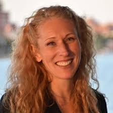 Alison Abraham's Instagram, Twitter & Facebook