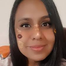 Andrea Johanna's Instagram, Twitter & Facebook