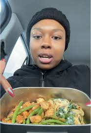 Lisharay (@lisharayyy)