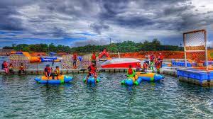 מלונות ליד ‪kenyir water park‬. Kenyir Water Park Reviews