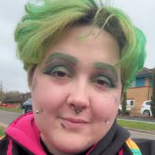 keeping up with old works while new ones in progress. my beloved Agatha 💜