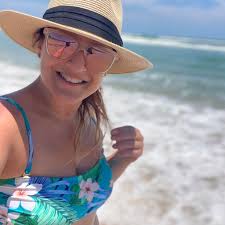 Free baby clothes and nylons needed