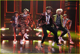 Bts is returning to the tonight show with jimmy fallon to play a game with jimmy fallon! Bts On Fallon Was Everything We Dreamed Of Videos Photo 1187857 Bts J Hope Jimin Jimmy Fallon Jin Jungkook Rap Monster Rm Suga V Pictures Just Jared Jr